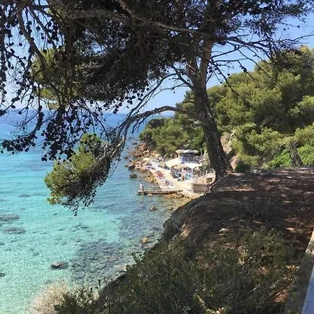 Joli Climatise Proche Et Port Apartment