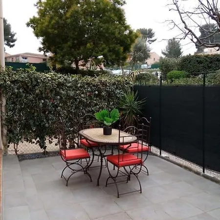Apartment Joli Climatise Proche Et Port Sanary-sur-Mer
